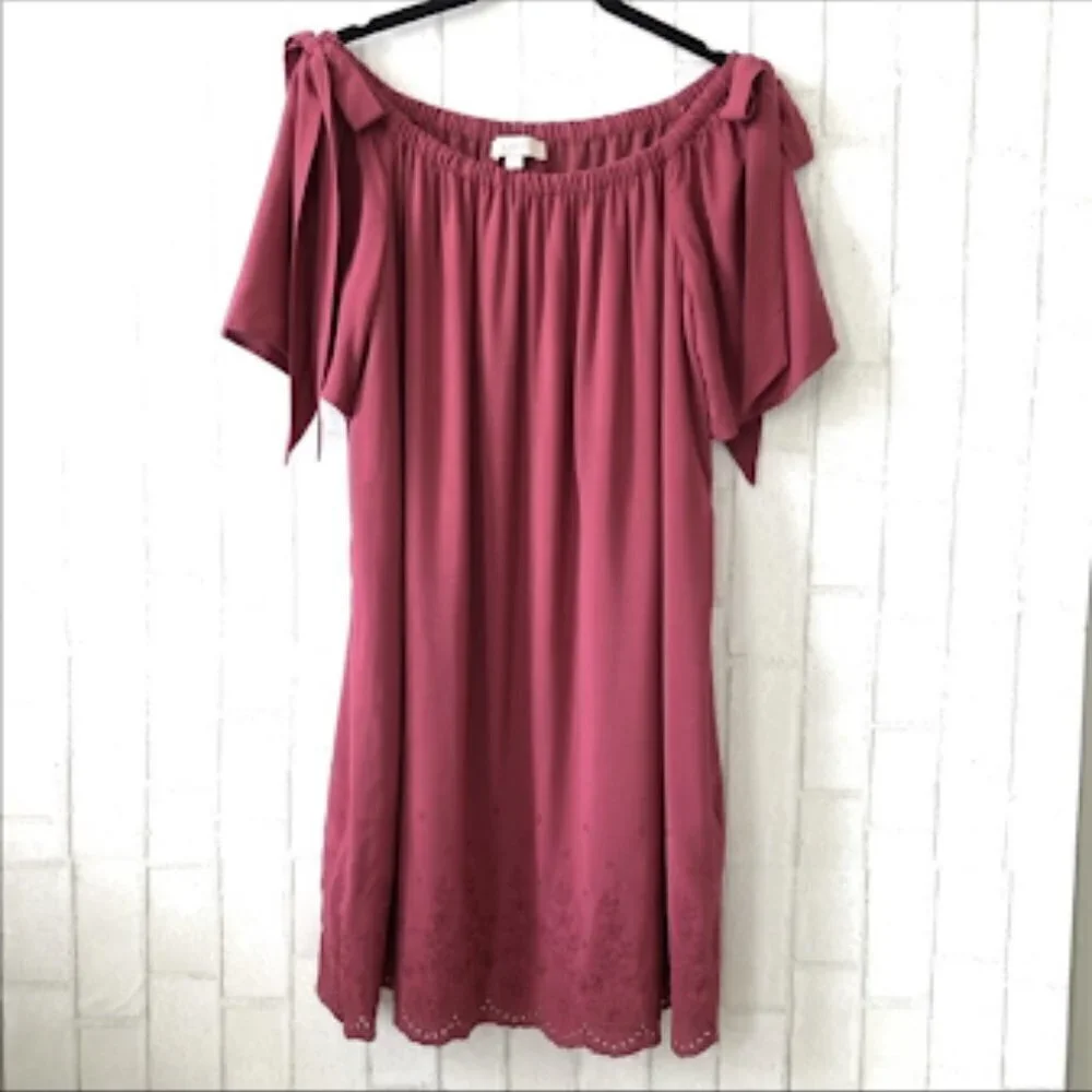 NWT Ann Taylor LOFT Dress Off Shoulder Embroidered Lace Bow Ties Lined Small Red